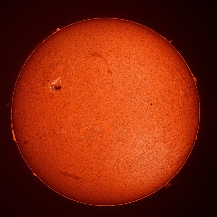 ganze Sonne mit der Position AR14079